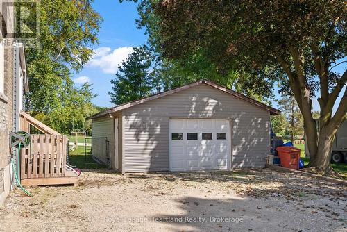 555 Raglan Street, Minto, ON - Outdoor