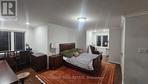 5164 New Street, Burlington, ON - Indoor