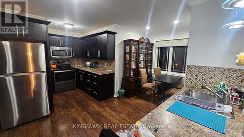 5164 New Street, Burlington, ON - Indoor Photo Showing Kitchen