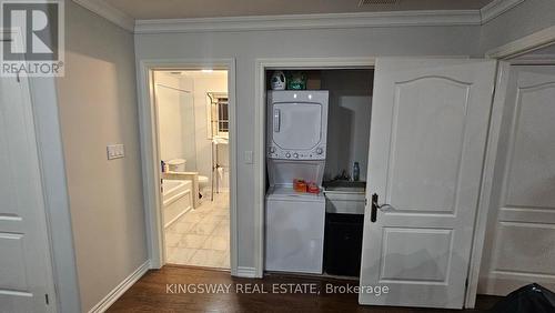 5164 New Street, Burlington, ON - Indoor