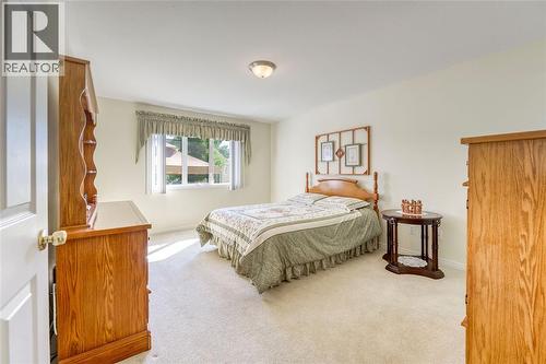 5700 Blackwell Sideroad Unit# 328, Sarnia, ON - Indoor Photo Showing Bedroom