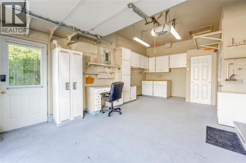 5700 Blackwell Sideroad Unit# 328, Sarnia, ON - Indoor