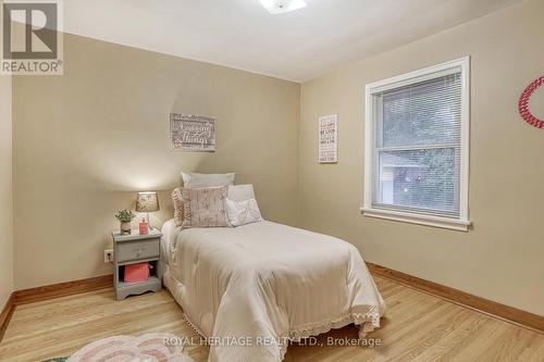339 Nipigon Street E, Oshawa, ON - Indoor Photo Showing Bedroom