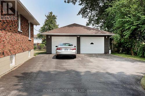339 Nipigon Street E, Oshawa, ON - Outdoor
