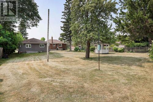 339 Nipigon Street E, Oshawa, ON - Outdoor