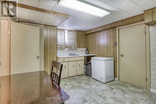 339 Nipigon Street E, Oshawa, ON - Indoor