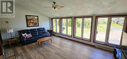 1 Hopper Rd, Thessalon, ON - Indoor Photo Showing Living Room
