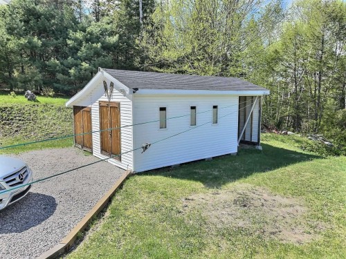 Garage - 75 Ch. Hervé-Pigeon, Kipawa, QC - Outdoor