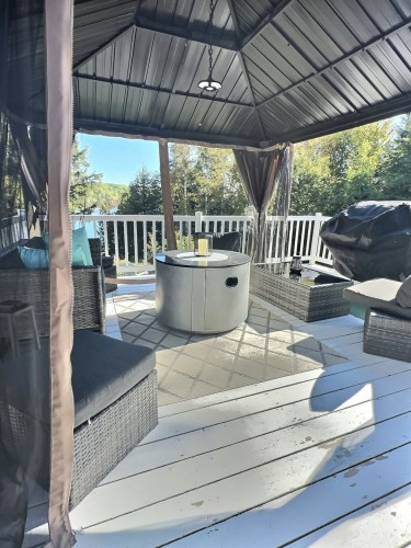 Terrasse - 75 Ch. Hervé-Pigeon, Kipawa, QC - Outdoor With Deck Patio Veranda With Exterior