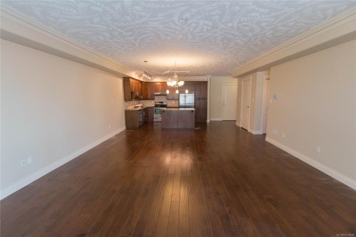 636-3666 Royal Vista Way, Courtenay, BC - Indoor Photo Showing Other Room