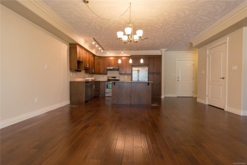 636-3666 Royal Vista Way, Courtenay, BC - Indoor Photo Showing Kitchen