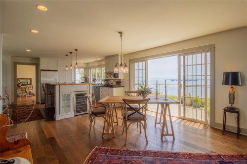 5919 Pirates Rd, Pender Island, BC 