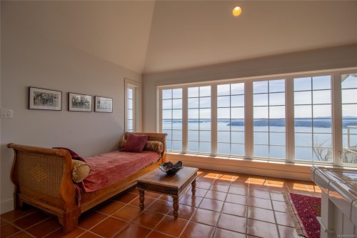 5919 Pirates Rd, Pender Island, BC 