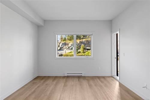 218-4830 Cedar Ridge Pl, Nanaimo, BC - Indoor Photo Showing Other Room