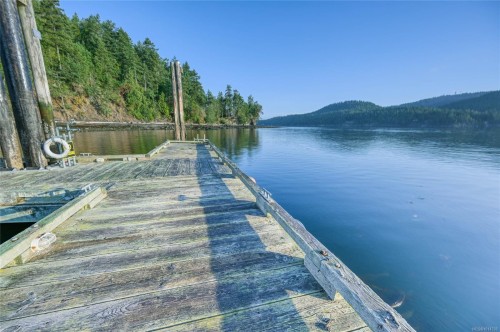 3200 Clam Bay Rd, Pender Island, BC 