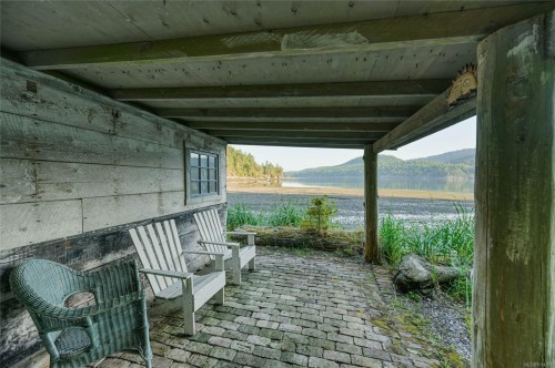 3200 Clam Bay Rd, Pender Island, BC 