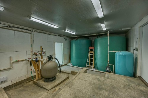 3200 Clam Bay Rd, Pender Island, BC 