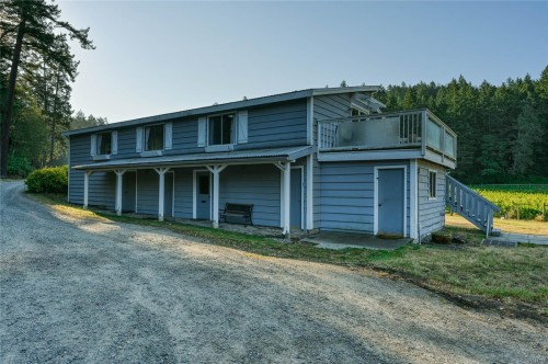 3200 Clam Bay Rd, Pender Island, BC 
