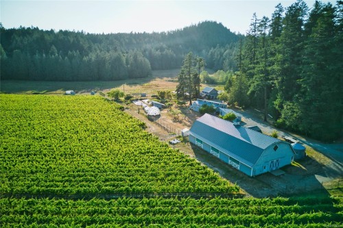 3200 Clam Bay Rd, Pender Island, BC 