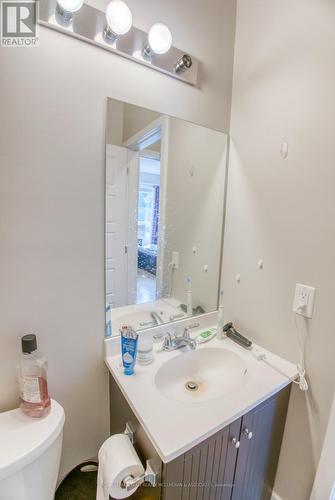 1055 Secord Avenue, Ottawa, ON - Indoor Photo Showing Bathroom