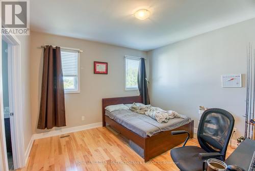1055 Secord Avenue, Ottawa, ON - Indoor Photo Showing Bedroom
