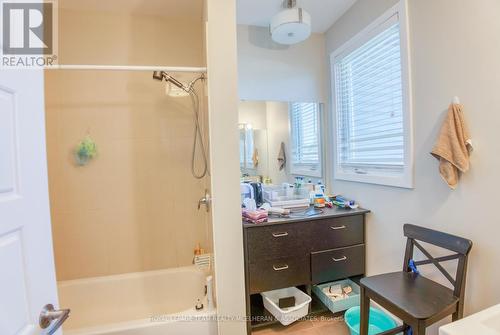 1055 Secord Avenue, Ottawa, ON - Indoor Photo Showing Bathroom