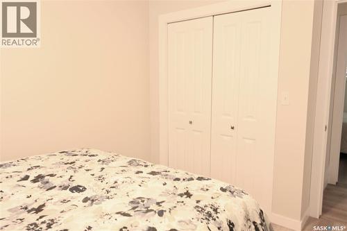 103 3Rd Avenue, Hanley, SK - Indoor Photo Showing Bedroom
