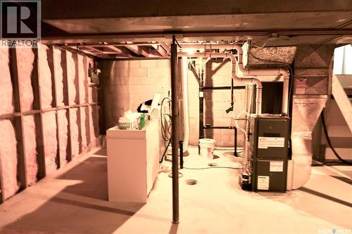 103 3Rd Avenue, Hanley, SK - Indoor Photo Showing Basement