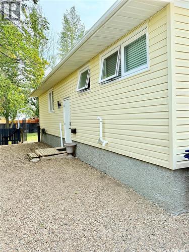 103 3Rd Avenue, Hanley, SK - Outdoor With Exterior
