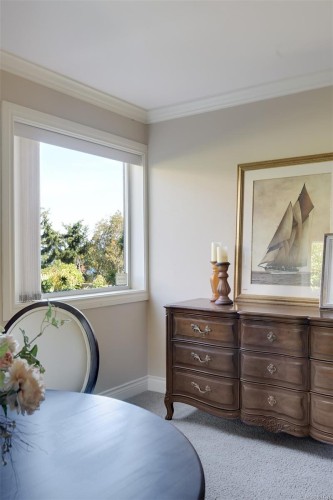 2807 Arbutus Rd, Saanich, BC 