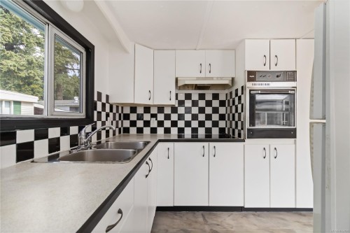 83-2911 Sooke Lake Rd, Langford, BC 