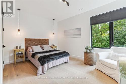 114 Reding Road, Hamilton, ON - Indoor Photo Showing Bedroom