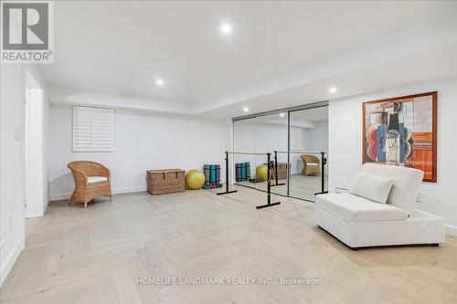 114 Reding Road, Hamilton, ON - Indoor