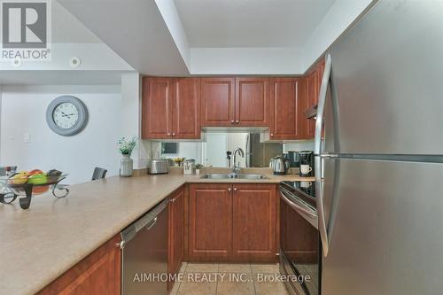 1036 - 55 George Appleton Way, Toronto, ON - Indoor Photo Showing Kitchen With Double Sink