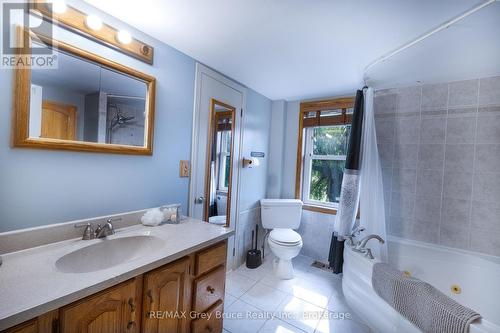 7011 Highway 6, Northern Bruce Peninsula, ON - Indoor Photo Showing Bathroom