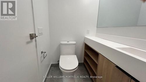 4212 - 82 Dalhousie Street, Toronto, ON - Indoor Photo Showing Bathroom