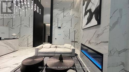 4212 - 82 Dalhousie Street, Toronto, ON - Indoor Photo Showing Other Room