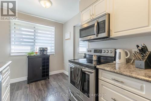3 Newleaf Crescent, Welland (N. Welland), ON - Indoor Photo Showing Kitchen