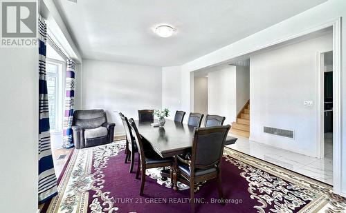 21 Tupling Street, Bradford West Gwillimbury, ON - Indoor Photo Showing Dining Room