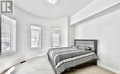 21 Tupling Street, Bradford West Gwillimbury, ON - Indoor Photo Showing Bedroom