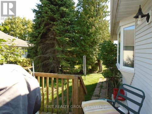 33 Cretney Drive, Prince Edward County (Wellington), ON - Outdoor