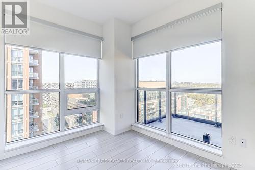 1306 - 31 Tippett Road, Toronto, ON - Indoor Photo Showing Other Room