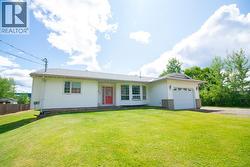 1002 MAPLE HEIGHTS ROAD  Quesnel, BC V2J 3X3