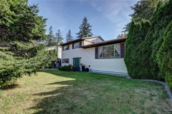 3791 Uplands Dr  Nanaimo, BC V9T 2T9