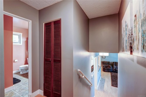 3791 Uplands Dr, Nanaimo, BC 