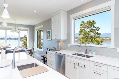 1835 Westlock Rd, Duncan, BC 