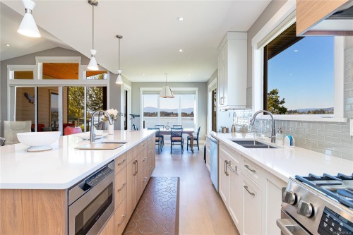 1835 Westlock Rd, Duncan, BC 