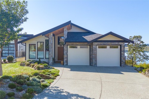 1835 Westlock Rd, Duncan, BC 