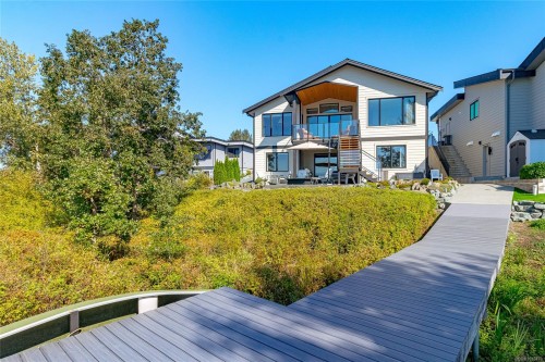 1835 Westlock Rd, Duncan, BC 