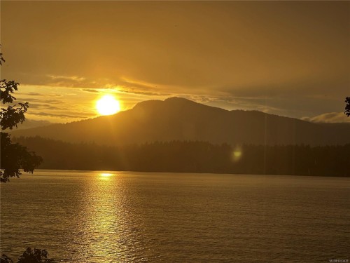 1835 Westlock Rd, Duncan, BC 